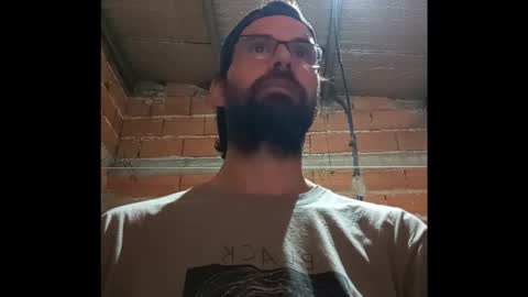 Ezequiel online show from October 17, 2:04 am