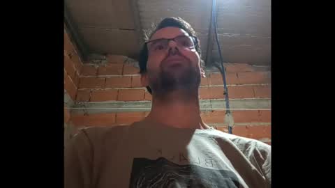 Ezequiel online show from December 19, 1:34 am