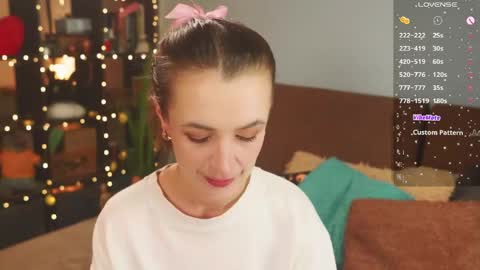 Ellen and  online show from April 14, 9:04 am