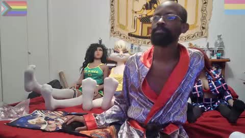 Bando Husbando online show from November 12, 2:56 am