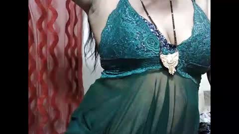 Snapshot of bannynew chatting on November 30, 11:03 am Bannynew online show from November 30, 11:03 am