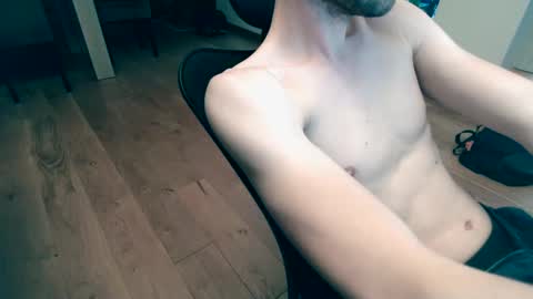 banzak online show from December 5, 3:28 pm