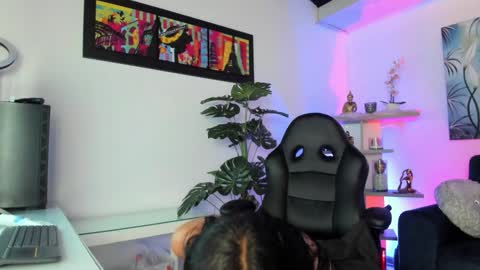 Gabi  online show from February 6, 10:10 pm