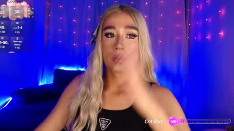          I work from home this is my room 3 online show from December 23, 9:16 am