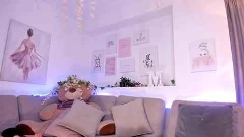 Snapshot of barbie_ev chatting on February 1, 7:15 am Barbara online show from February 1, 7:15 am