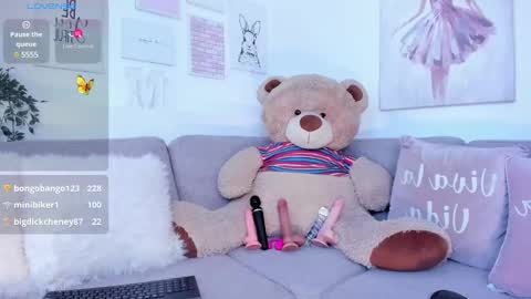 Snapshot of barbie_ev chatting on February 23, 2:14 pm Barbara online show from February 23, 2:14 pm