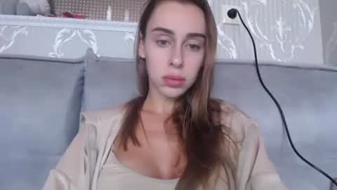 Snapshot of barbie_giirls_ chatting on October 16, 8:26 am Kate online show from October 16, 8:26 am