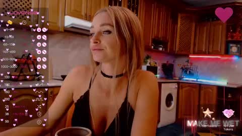 Snapshot of barbie_kiss1 chatting on December 17, 4:34 am barbie online show from December 17, 4:34 am