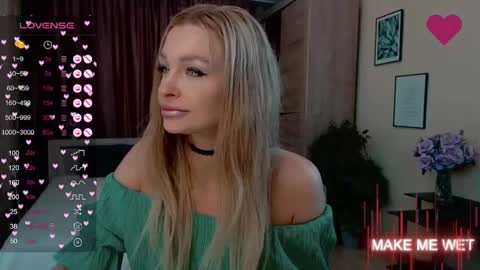 Snapshot of barbie_kiss1 chatting on January 24, 1:03 am barbie online show from January 24, 1:03 am