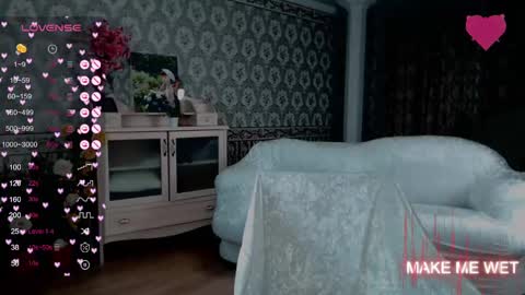 Snapshot of barbie_kiss1 chatting on January 28, 1:18 am barbie online show from January 28, 1:18 am