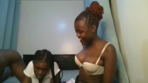 queen online show from November 21, 11:47 pm