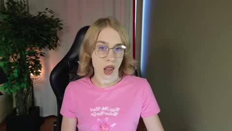 barbie_richy online show from September 12, 5:29 am