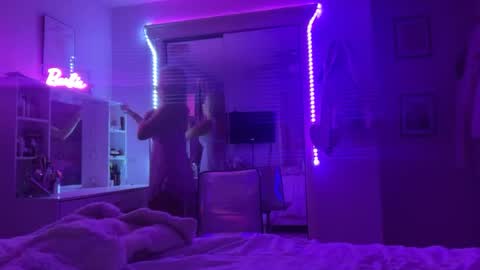 barbiebrittney online show from July 8, 1:54 am
