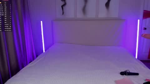  Emma online show from March 23, 8:46 pm