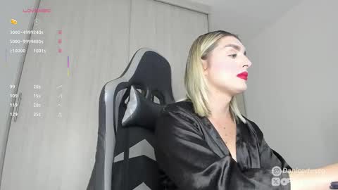 Snapshot of barbiemillit chatting on February 27, 12:54 am barbiemillit online show from February 27, 12:54 am