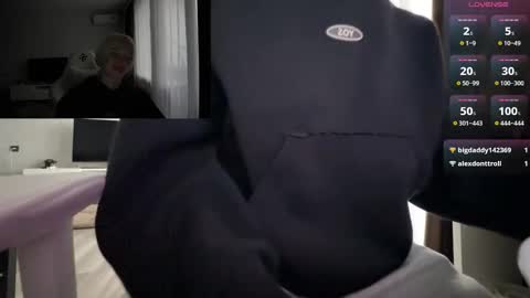 barbinsss online show from December 1, 8:41 am