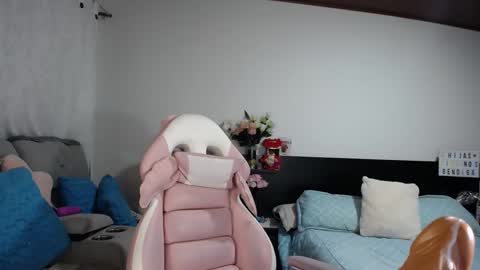 Snapshot of barbysweet1 chatting on September 11, 11:38 pm VALENTINA online show from September 11, 11:38 pm