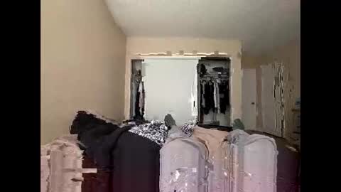 bardjim19 online show from April 16, 11:18 pm