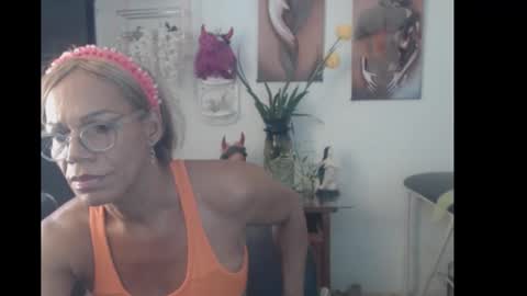 bardotbigcocktsx online show from February 17, 7:53 pm