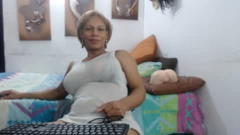 bardotbigcocktsx online show from July 15, 1:33 am