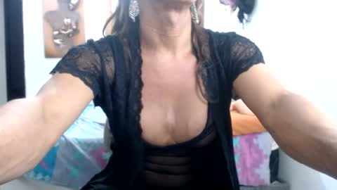 bardotbigcocktsx online show from July 31, 12:32 am