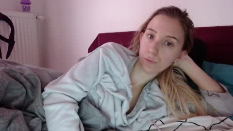 Lena online show from March 11, 7:47 am
