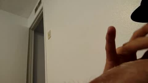 Snapshot of barniemay1 chatting on February 24, 5:31 pm barniemay1 online show from February 24, 5:31 pm