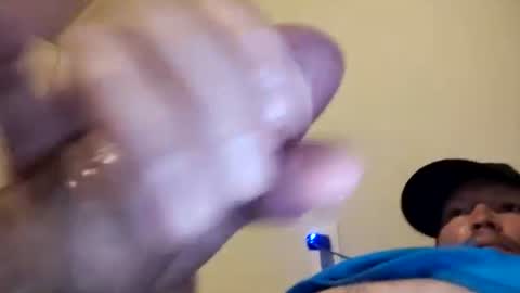 Snapshot of barniemay1 chatting on October 30, 7:54 am barniemay1 online show from October 30, 7:54 am