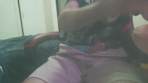 Snapshot of baronminuit69 chatting on November 5, 10:37 am baronminuit69 online show from November 5, 10:37 am