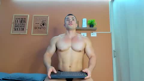 Barry online show from August 6, 11:50 pm