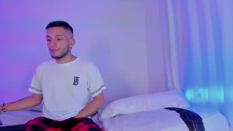 Bruce  online show from September 26, 7:12 am