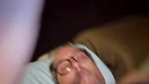 Snapshot of bassman966 chatting on September 29, 3:44 am bassman966 online show from September 29, 3:44 am