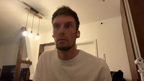 Snapshot of basst23 chatting on January 3, 11:44 pm basst23 online show from January 3, 11:44 pm