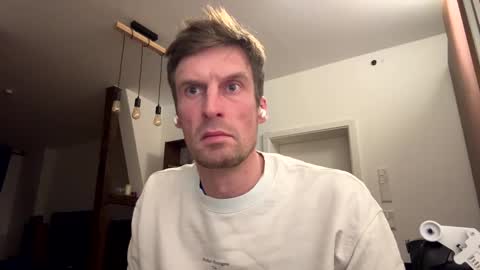 Snapshot of basst23 chatting on January 26, 10:35 pm basst23 online show from January 26, 10:35 pm