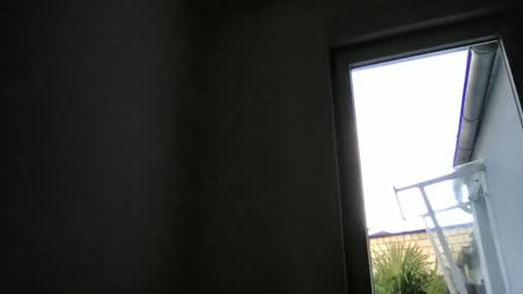 Snapshot of basst23 chatting on November 17, 8:42 am basst23 online show from November 17, 8:42 am