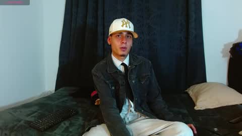 Bastian online show from November 28, 1:30 am