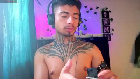 bastian66_ online show from May 29, 9:46 pm