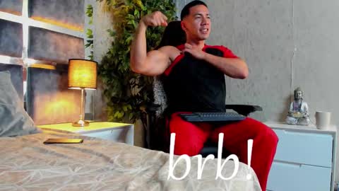 Bastian Independent Model online show from January 17, 5:16 pm