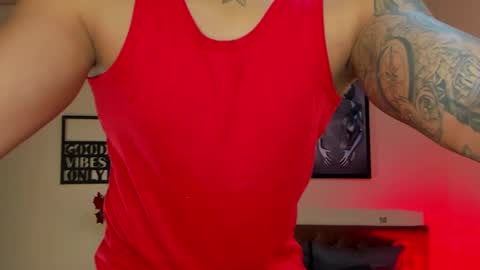 Snapshot of bastian_jones1 chatting on February 21, 12:06 pm bastian_jones1 online show from February 21, 12:06 pm