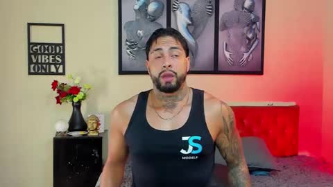 Snapshot of bastian_jones1 chatting on March 7, 6:57 am bastian_jones1 online show from March 7, 6:57 am