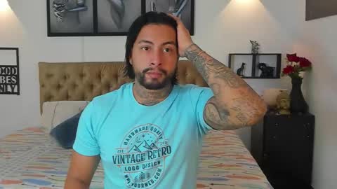 Snapshot of bastian_jones1 chatting on October 7, 7:05 am bastian_jones1 online show from October 7, 7:05 am