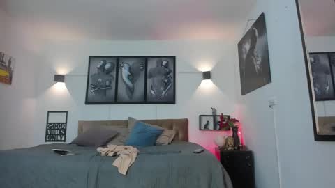 bastian_jones1 online show from December 23, 10:35 am