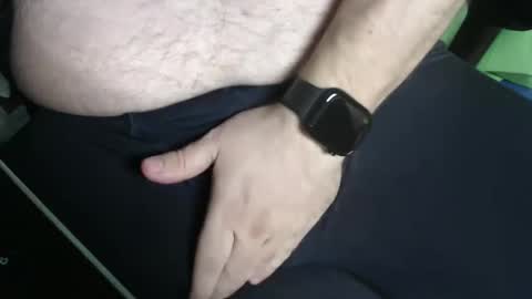 Snapshot of bate_bro84 chatting on December 27, 3:59 pm Bate Bro84 online show from December 27, 3:59 pm