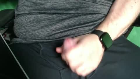 Snapshot of bate_bro84 chatting on December 30, 2:53 am Bate Bro84 online show from December 30, 2:53 am