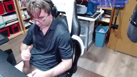 Snapshot of baterricky chatting on June 14, 1:46 pm Ricky online show from June 14, 1:46 pm