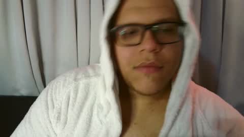 Snapshot of batman2430 chatting on February 8, 3:08 am brian online show from February 8, 3:08 am