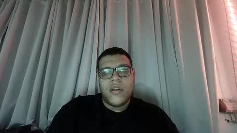 Snapshot of batman2430 chatting on February 15, 2:15 am brian online show from February 15, 2:15 am