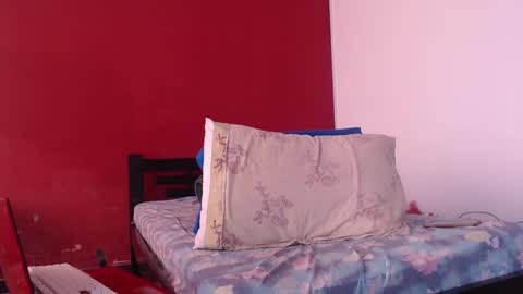 bayonette_black online show from December 18, 2:28 pm