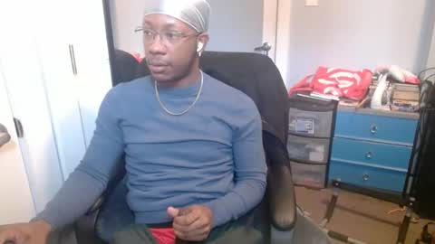 Racks online show from February 18, 6:15 pm