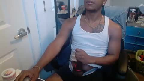 Racks online show from April 28, 3:39 pm